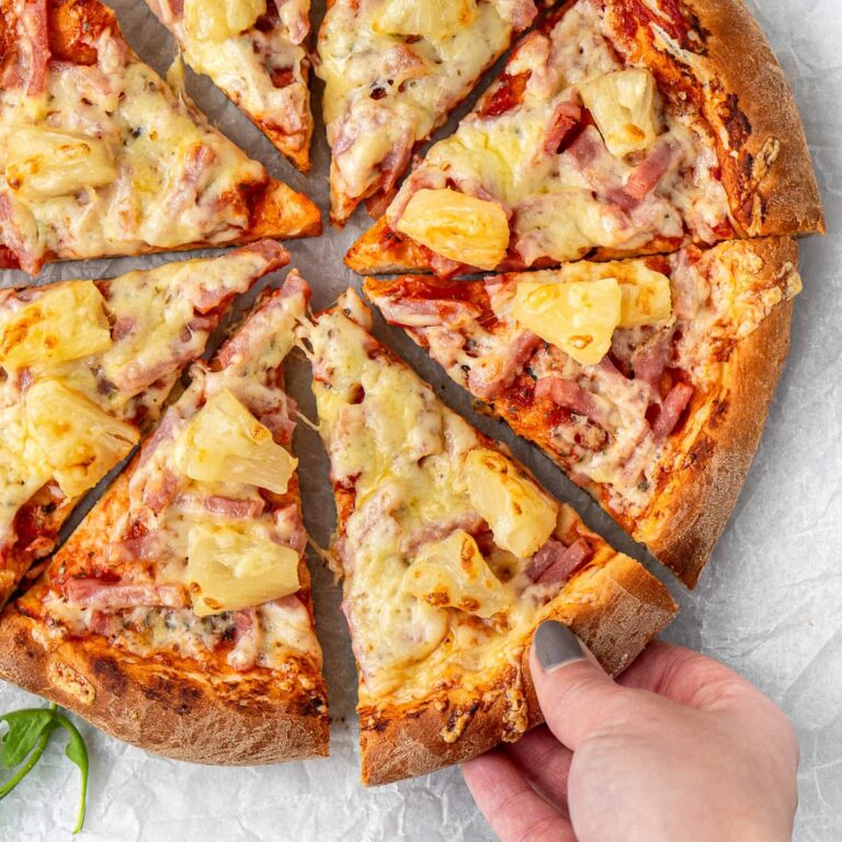 Ham-and-Pineapple-Pizza_SQ-1